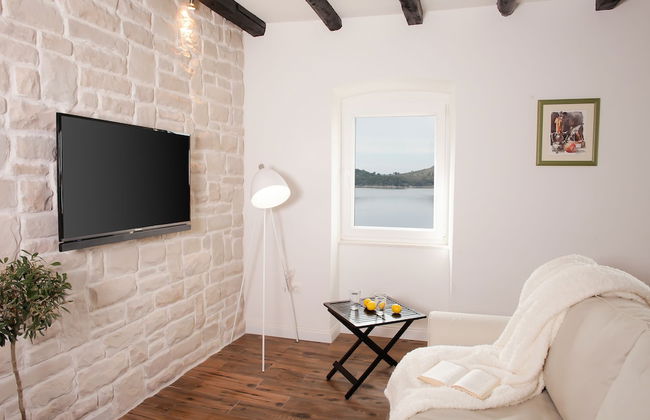 A&E Apartment - Near Cathedral of St James - Foto 2