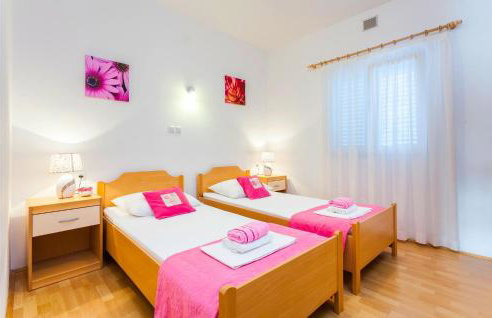 Pet Friendly Home In Blato With Wifi - Photo 46