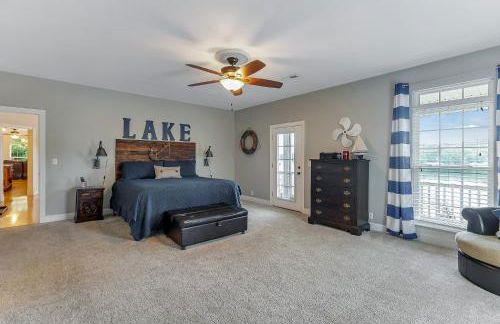 Lake Life 105 - Private Pool Overlooking The Lake! - Foto 18