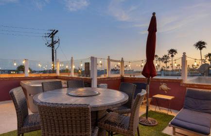 Shoreline Villa by Avantstay Steps to the Beach, Bay, & Pier! - Foto 2