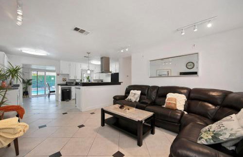 Arden Calexpo HotTub Pool Firepit BBQ NoPetFee - Foto 2