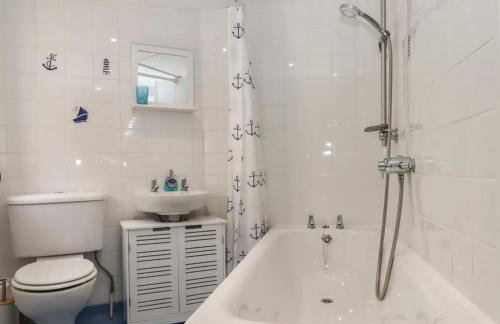 Cornerside, a character apartment in Stokeinteignhead, South Devon - Foto 23