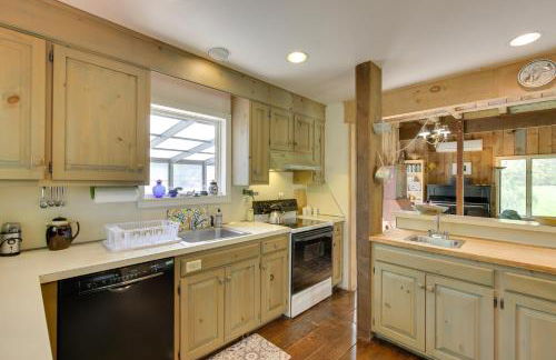 Serene Salisbury Rental Home on 26 Acres with Deck! - Foto 7