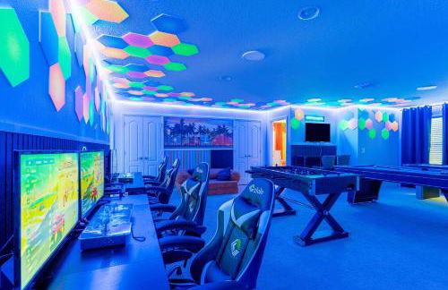 Luxury 8BR Villa with Pool, Spa, Theater & Game Room near Disney - Foto 55