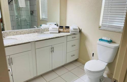 Heated Saltwater Pool Home Minutes to Beach - Foto 38