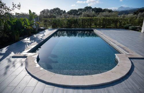 Rez de maison neuve Piscine WiFi Poolhouse en Pierre - Foto 21