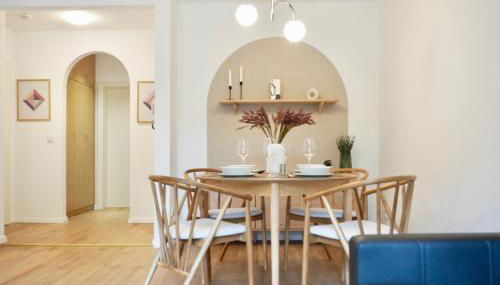 Snug Stays 2 - Design Studio am See mit Terrasse, Garten, 40m vom See - Foto 3