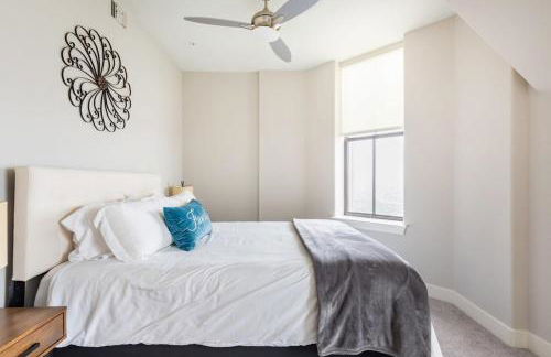 2B 2BA Distinguished Apartment Rooftop Pool & Gym - Foto 18