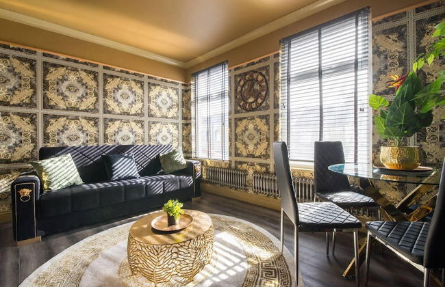 Luxury Versace Sleeps10, Hottub, Pool Table, Skytv - Foto 19