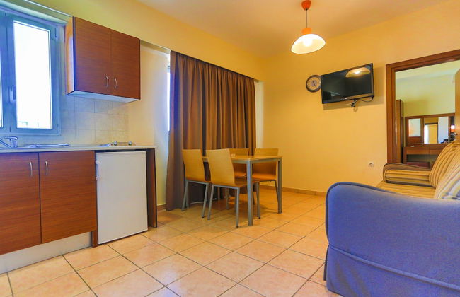 Rodian Gallery Hotel Apartments - Photo 17