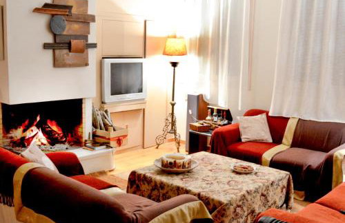 Elegant Stone Mansion in Historic Mystras - Foto 1