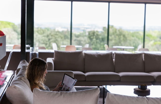 Torremirona Aparthotel Vila Birdie - Photo 4