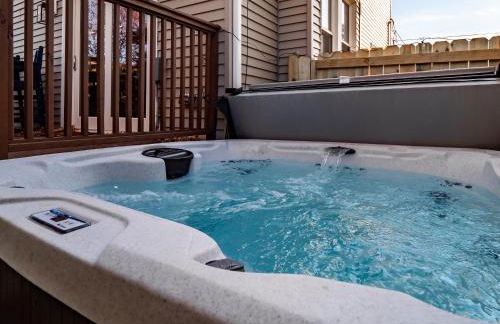 Cleveland Escape - Hot Tub - Karaoke Machine - Sleeps 12 - Foto 52