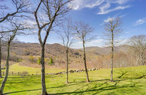 Mtn-View Family Retreat with Deck in Seven Devils! - Foto 2