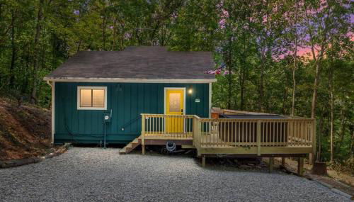 Forest Ridge Cabin - Hot Tub, Wi-Fi, National Park 15 Min, Fire Pit - Foto 2