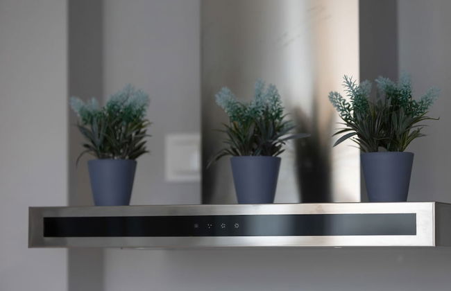 Unique Bright Apartment by Renters - Photo 28