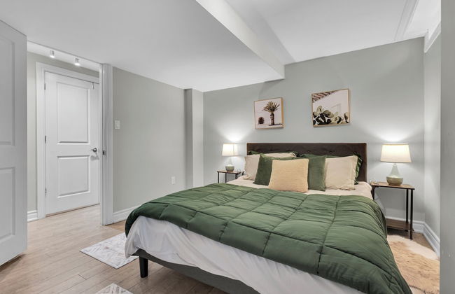 Mississauga Manor - Meadowvale - Foto 5