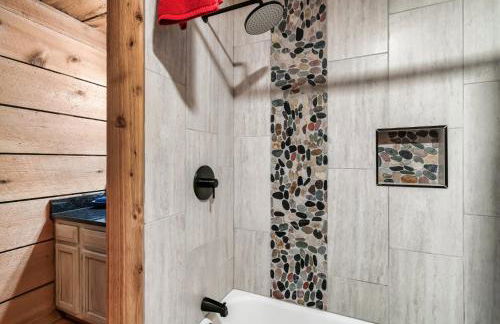 Unwind in Nature Arcade Adventure & Hot Tub - Foto 14