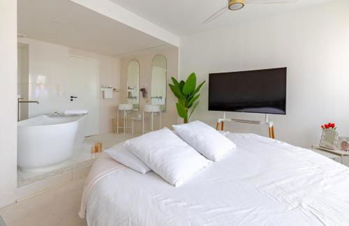 Suite 2 à 4 personnes lit rond Bergson Stade Zénith - Foto 8