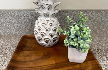 Gorgeous condo with pool view in walking distance to Siesta Key Beaches - Foto 21