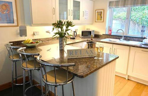 Karrek View - Trebarwith Strand (Sleeps 8-10) - Foto 10