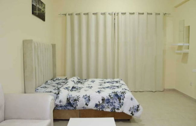 Discovery Gardens - Stunning Studio With Balcony And Free Parking - Foto 4