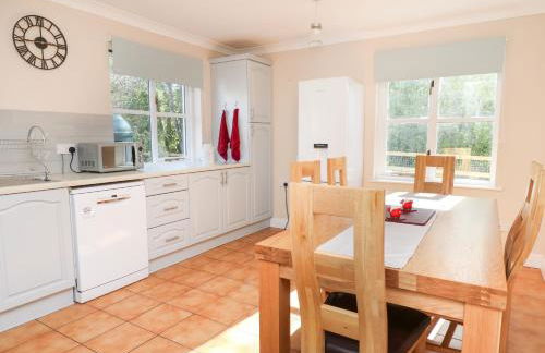 Glyn Cottage - Photo 12