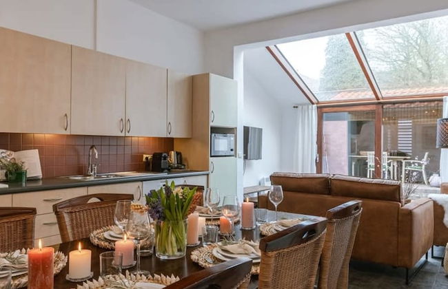 Charming Town-house in the Center of Bruges - Photo 4