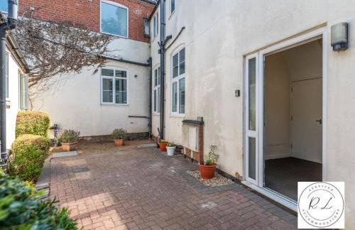 Bright & Modern 2-Bed Glenfield Hospital Apartment - Sleeps 6 - Foto 14