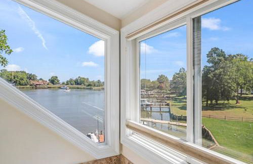 Waterfront Getaway - Dock UR Boat & Walk to Beach - Foto 32