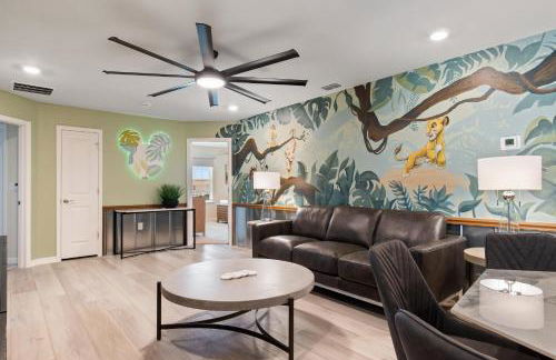 10 BR Home, Themed Rooms, Private Pool, in New Windsor Cay Resort - Foto 52