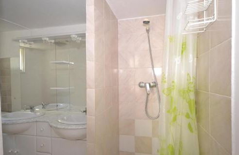 Cozy Home In Crillon Le Brave With Wifi - Foto 17