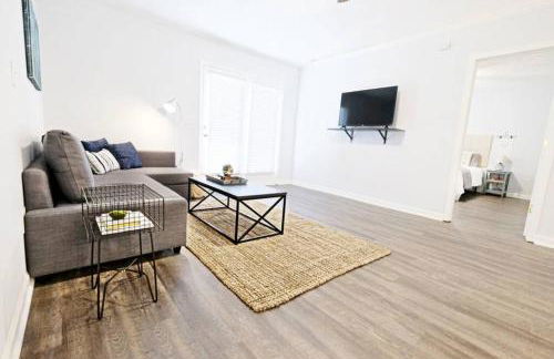 Dwell Proper 2 Bedroom Condo - Foto 31