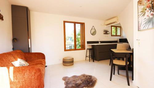 Studio - Confort - Climatisé - Le Refuge de Charles - Jardin - Foto 3