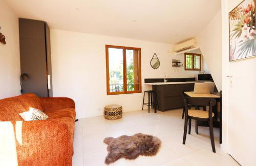 Studio - Confort - Climatisé - Le Refuge de Charles - Jardin - Foto 3