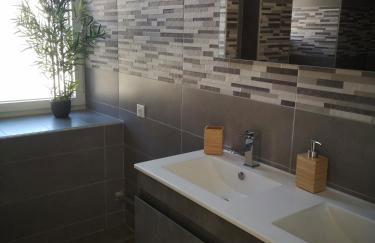 Appartement proche stations de ski et thermales - Foto 15