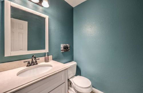 Peaceful Las Vegas Pool Oasis, Pool Table, Hammock - Foto 19