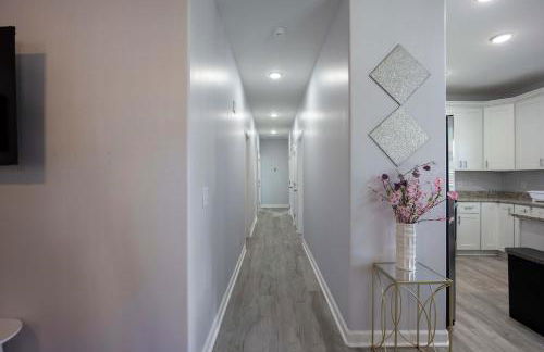 2 Min to Downtown - 9 to Elon - Fast Wi-Fi - Foto 13