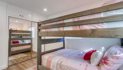 Beautiful Remodel 3 Bedroom 2 bathroom Home with Pool & Jacuzzi - Foto 5