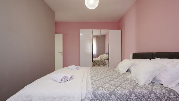 Tinel - Foto 3, Habitación