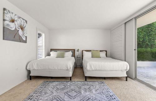 Sea Serenity Coastline Views and Pool - Photo 39