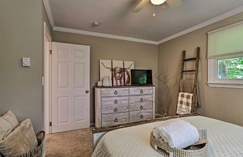 Deck and Gas Grill Modern East Stroudsburg Home! - Foto 13