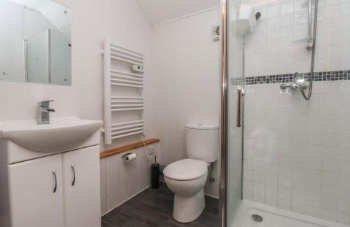 Honeybee Cottage - Photo 13