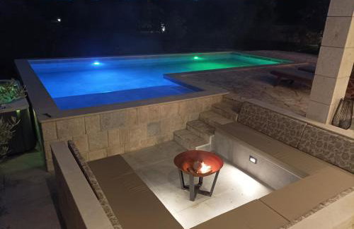 NEW 2023 Villa Tree of Life - Photo 25