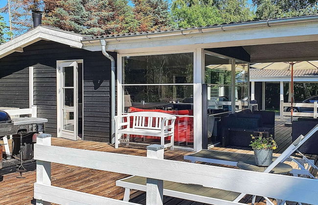 Simplistic Holiday Home in GÃ¸rlev near Sea - Photo 27