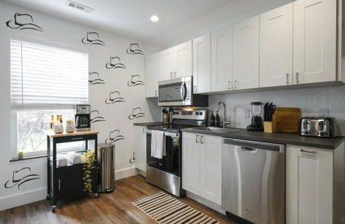 Location Matters - Parking - Entertainment - Foto 2