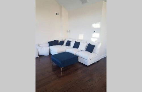 Ocean and Beach Views from Five Decks in Ortley Beach - Foto 25