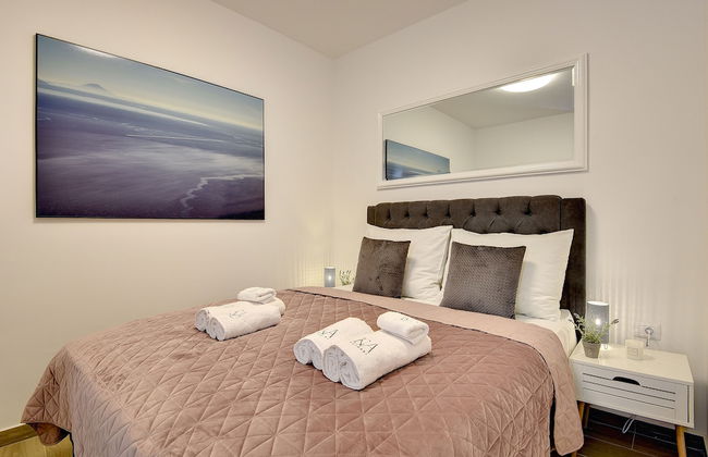 D&A Central Luxury Apartments - Photo 49