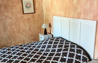 La maison sur la place dans Aigues Mortes - Foto 32