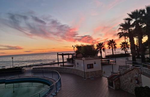 Villa con piscina in parco privato - Foto 2